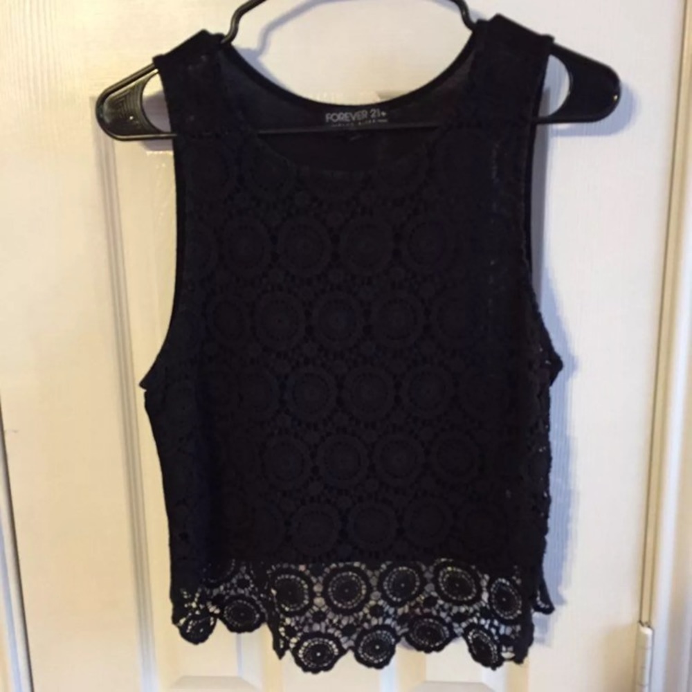 4/$20! F21+ crochet lace tank top
